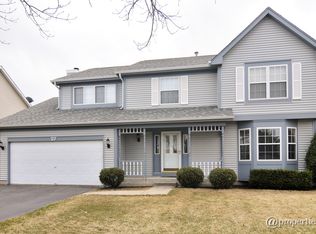 27 Cambridge Dr, Grayslake, IL 60030