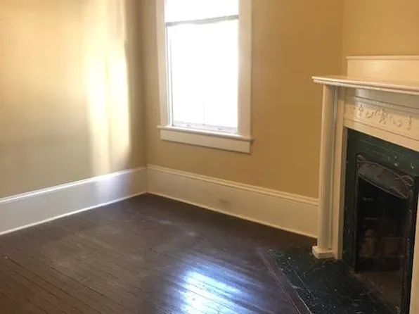 122 W 36th St, Savannah, GA