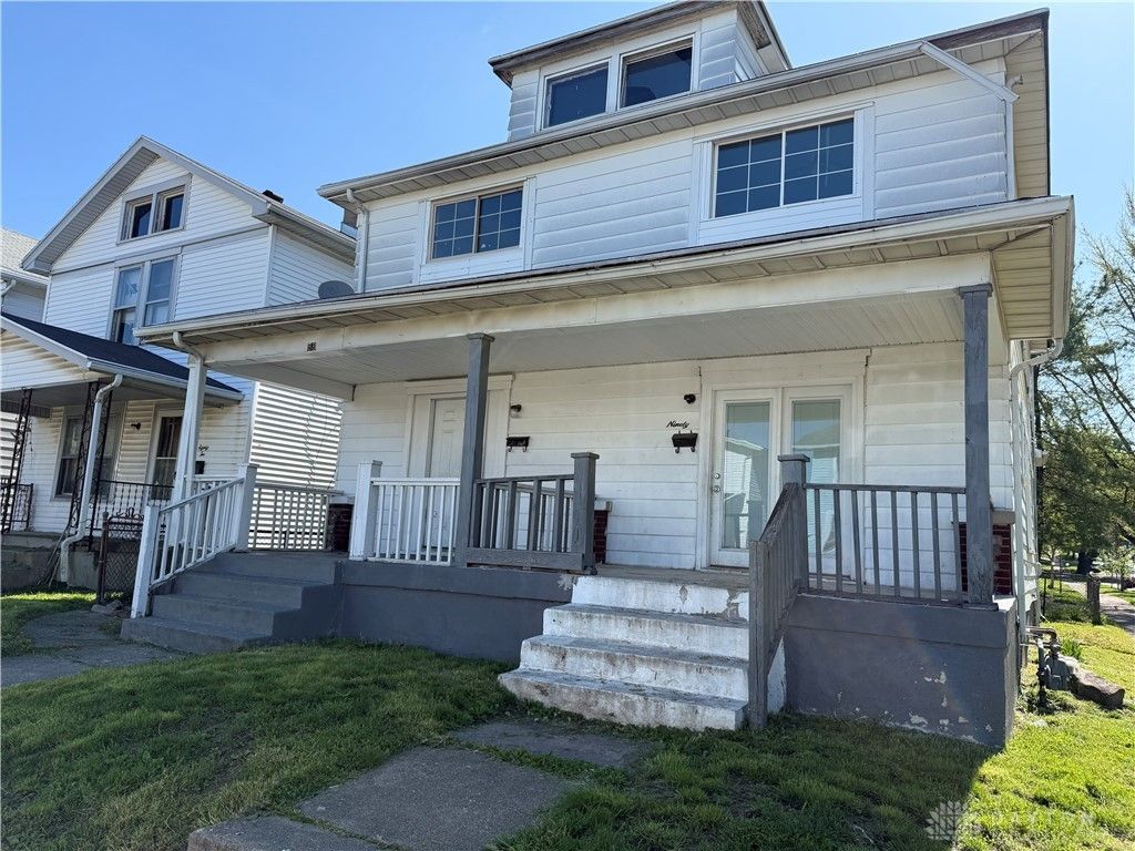 Real estate listing image