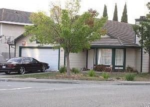 1st image of 185 Humphrey Ln