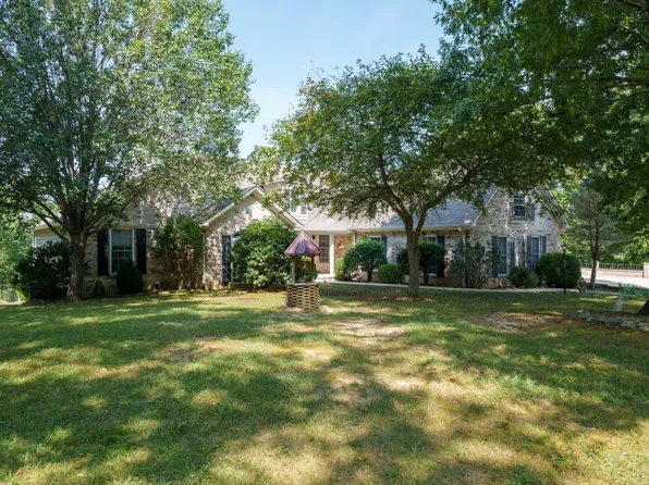 235 Sycamore Bnd, Monterey, TN 38574