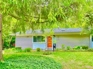 1401 Jorn Ct, Ann Arbor, MI 48104