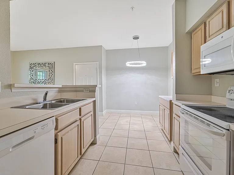 23660 Walden Center Dr #105 — Photo 12