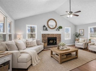 11 Ridgeview Dr SE, Silver Creek, GA 30173