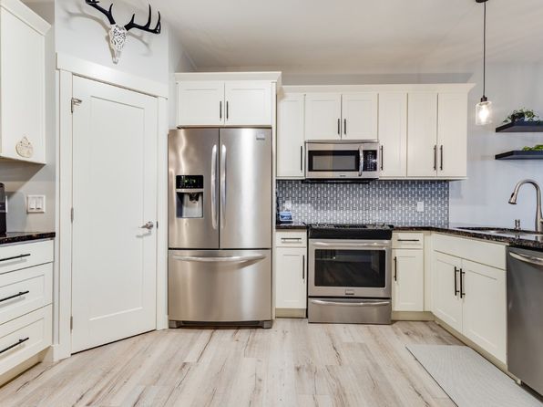 1215 Hume Ave, Kelowna, BC V1P 1S3