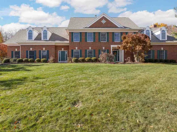 14 Oak Park Pl NE, Iowa City, IA 52240