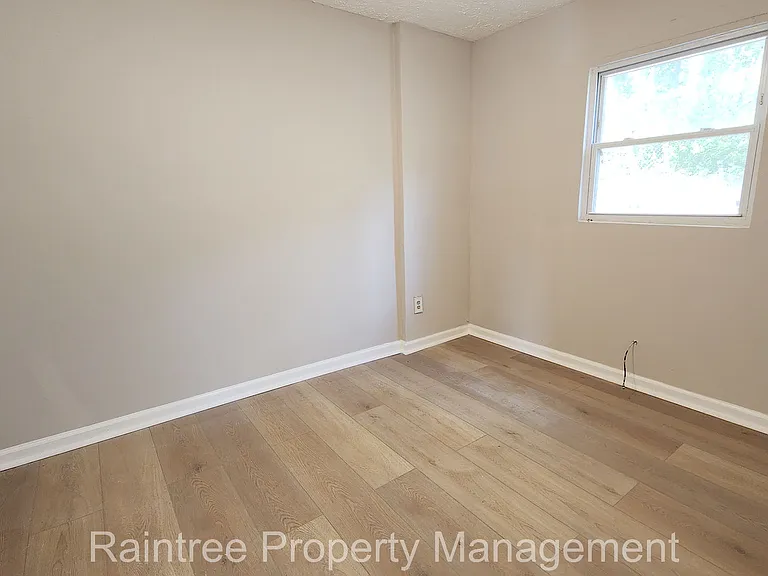 20 Griffin St NW #1 — Photo 8