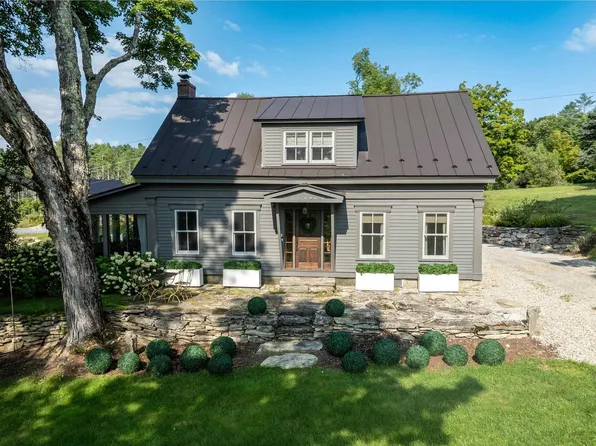 1303 Goodaleville Rd, South Londonderry, VT 05155