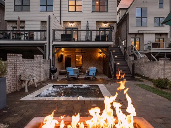 812 Ideal Way, Charlotte, NC 28203