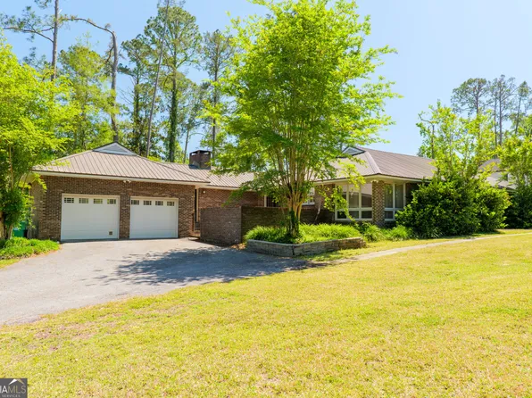 2303 Riverhill Dr, Valdosta, GA 31602