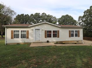 12585 Hyfield Rd, De Soto, MO 63020