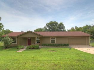419 S Cedar St, Kellyville, OK 74039