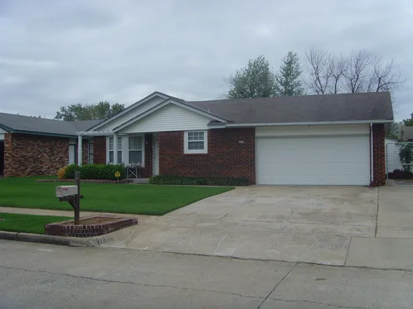 1237 W Knoxville St, Broken Arrow, OK 74012