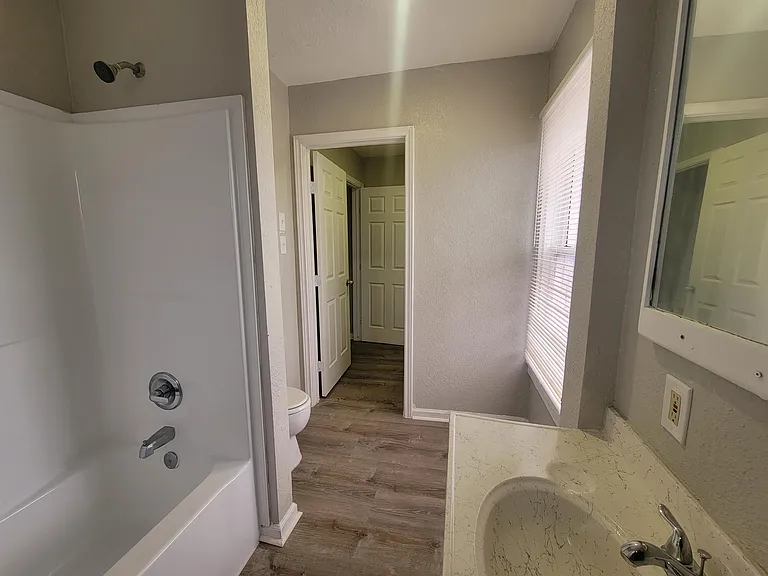 3609 Avenue S 1/2 — Photo 8