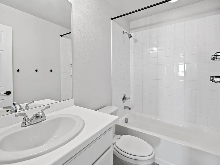 8226 Buffalo Horn Dr — Photo 31