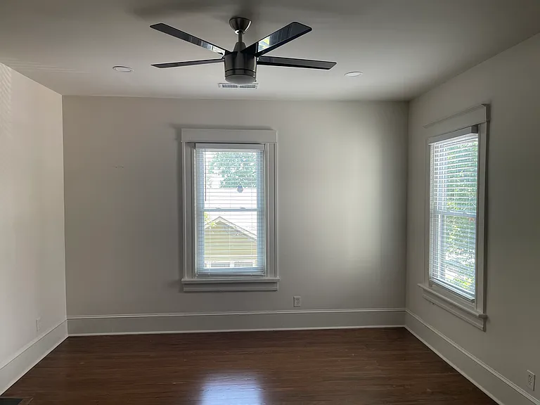 1340 Courtland Ave — Photo 16