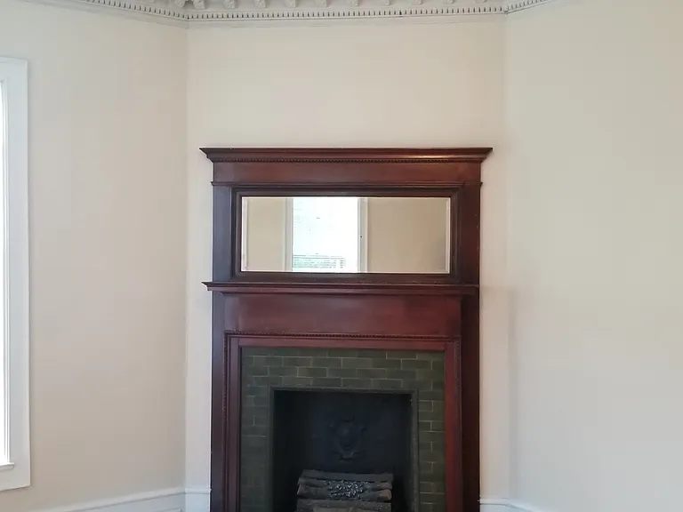 St. James Court Historic Apartments — Photo 13