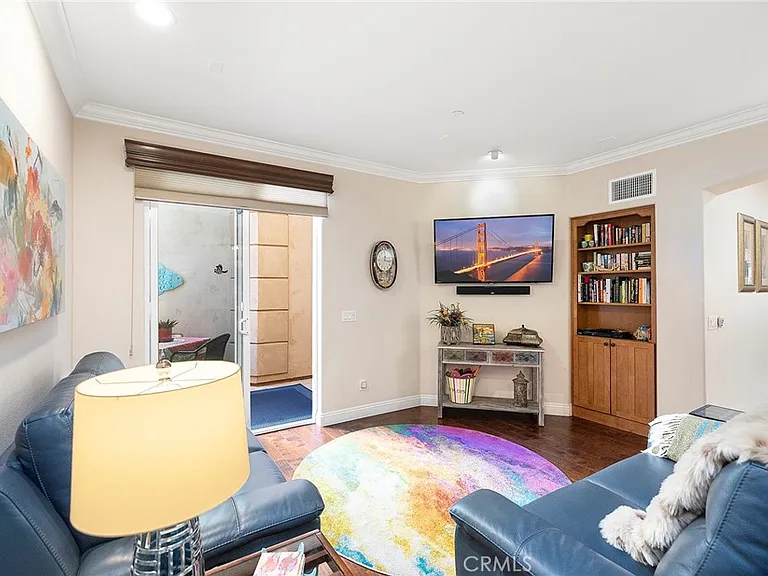 3116 Lincoln St — Photo 12