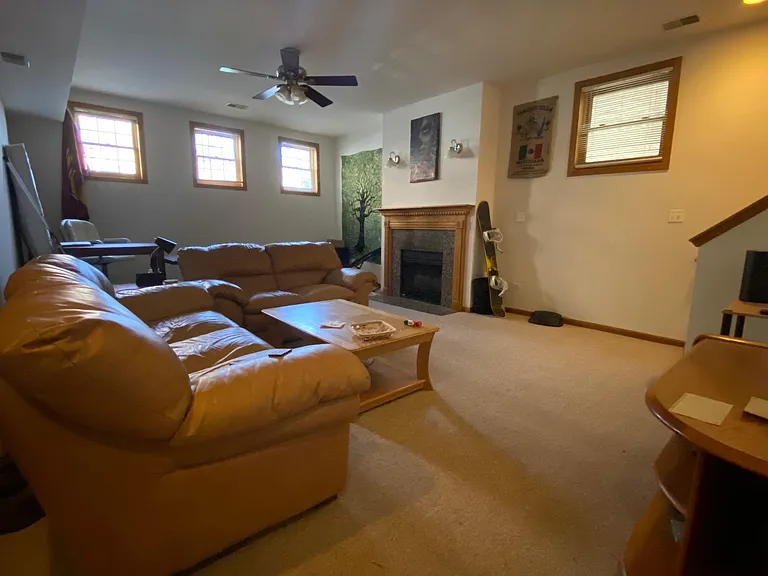 903 W Lawrence Ave #1E — Photo 8