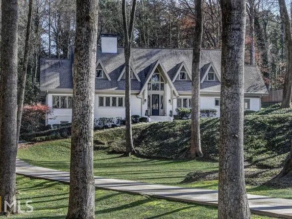 3829 Ivy Rd NE, Atlanta, GA 30342