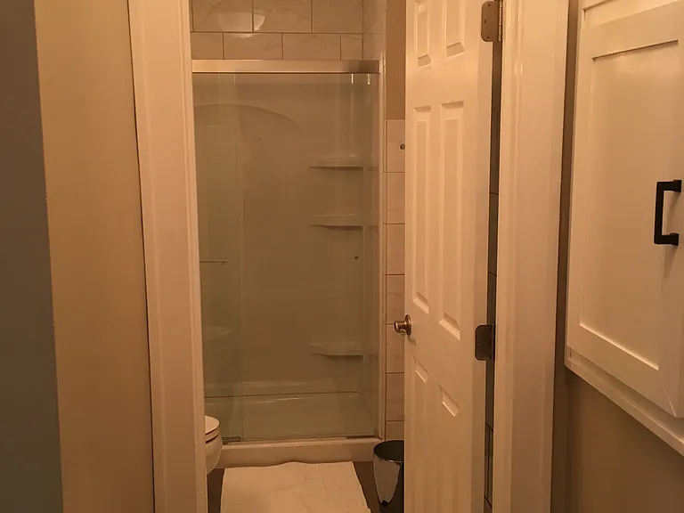 37 W Tompkins St #B — Photo 15