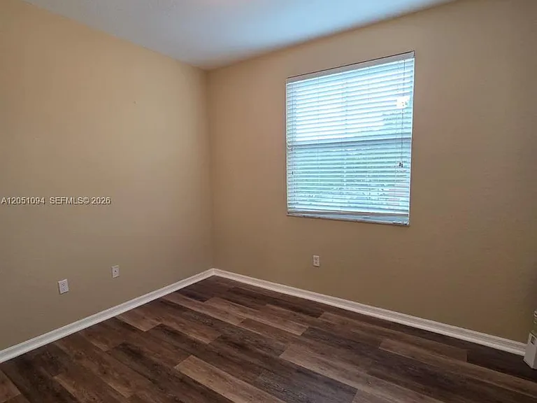 2851 W Prospect Rd #404 — Photo 9