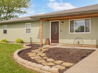 1452 Slagle Road, Bolivar, MO 65613