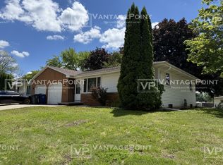 501 Tampa Way, Little Chute, WI 54140