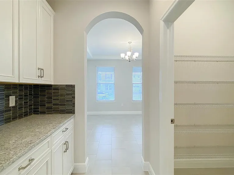 9648 Lost Creek Dr — Photo 5