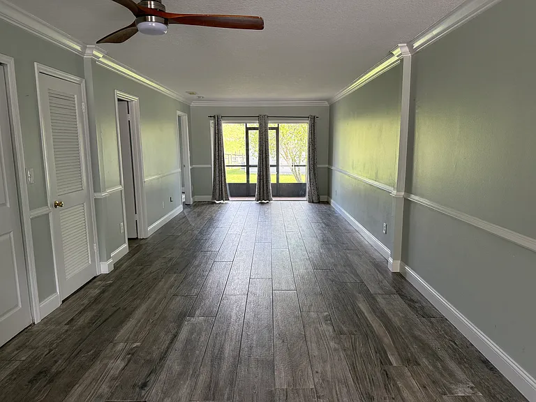 313 Dirksen Dr #F7 — Photo 6