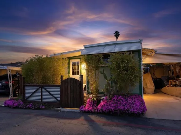 890 38th Ave, Santa Cruz, CA 95062