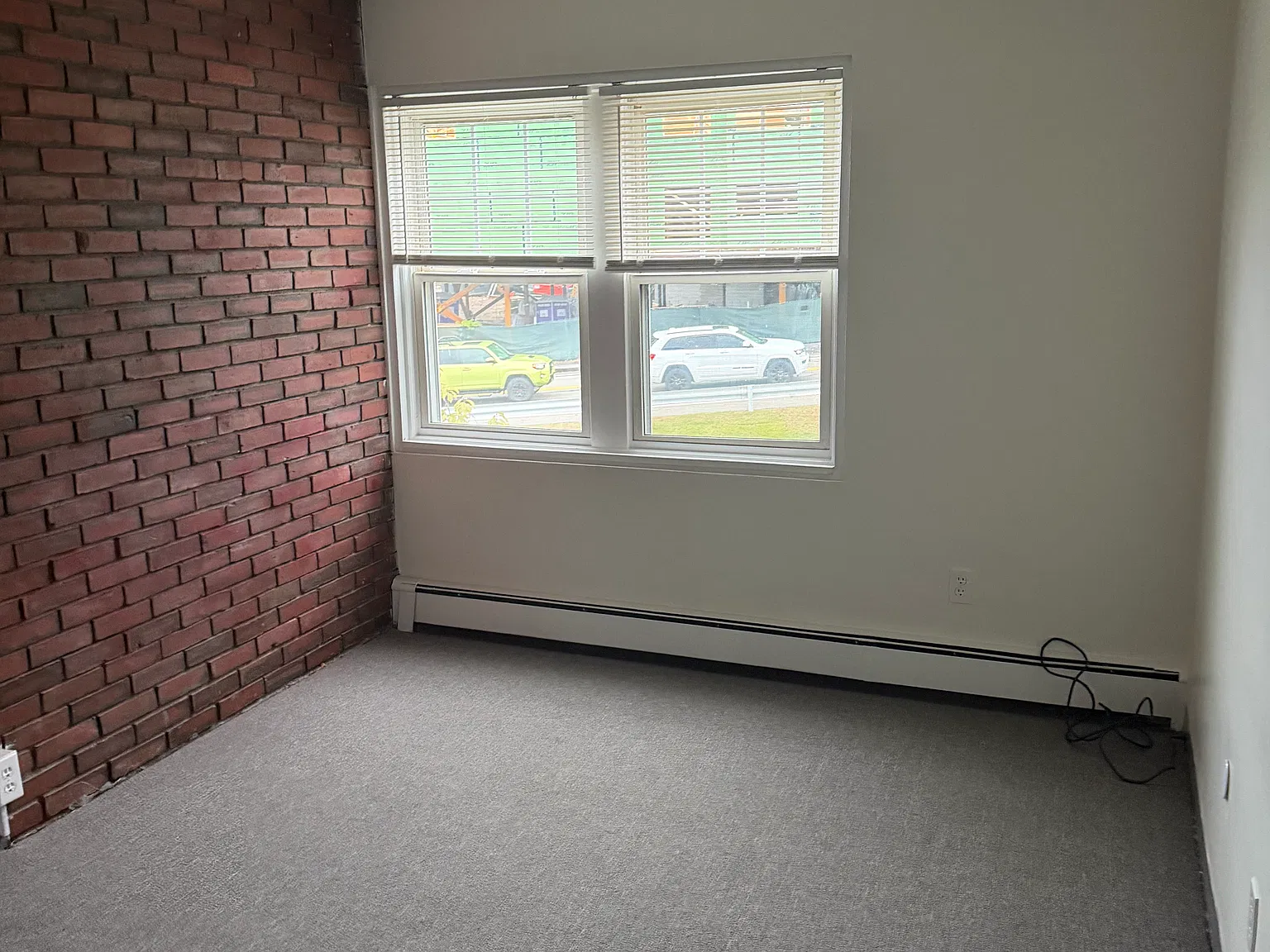 2 bed, 800 sqft, $2,100 — Photo 4