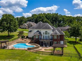 5 Roberts Dr, Bella Vista, AR 72714