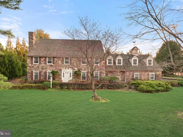 111 Cedar Glen Dr, New Hope, PA 18938