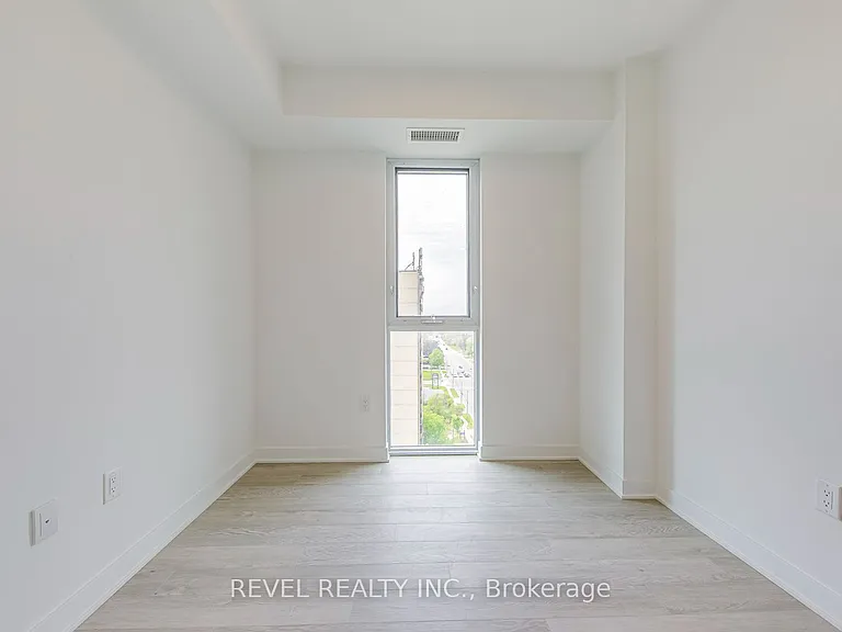 2782 Barton St E #1107 — Photo 30