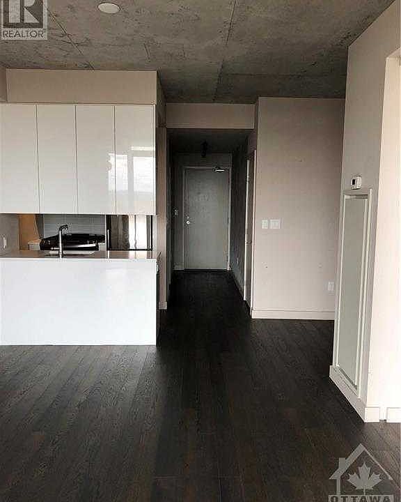 2nd image of 224 Lyon St #1203