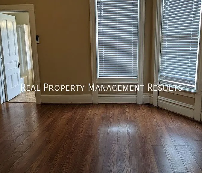 309 Chandler Ave #3 — Photo 8
