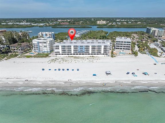 3rd image of 19610 GULF BOULEVARD #308