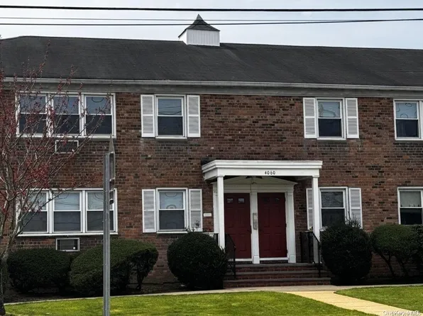 4060 Jerusalem Avenue #2A, Seaford, NY 11783