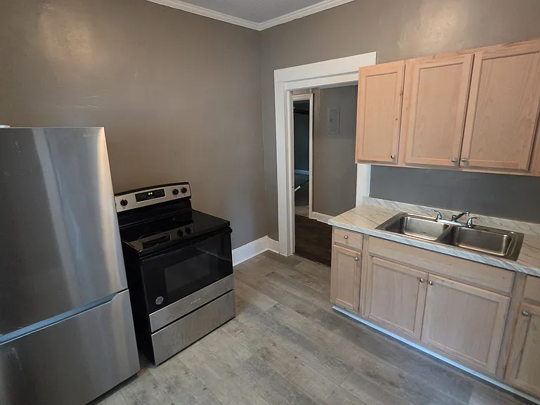 548 Colquitt St — Photo 3