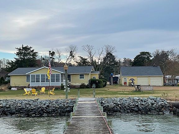 House and 3 car garage