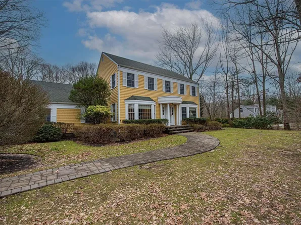 7 Deerfield Drive, Wading River, NY 11792