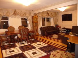 9410 64th Rd, Flushing, NY 11374