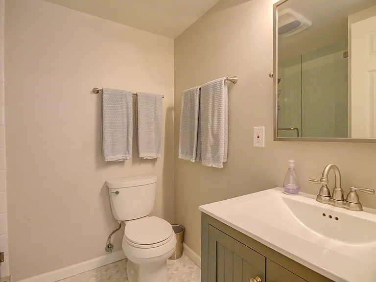 4630 Capitola Rd — Photo 17