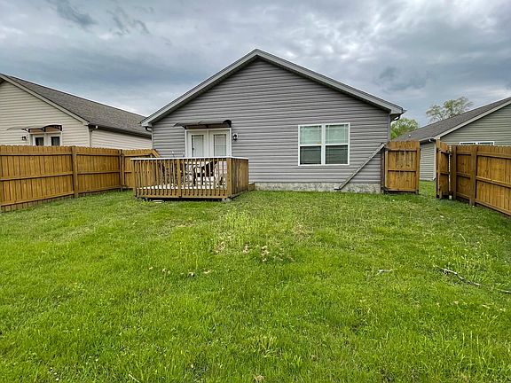 2nd image of 1553 Southernwood Dr