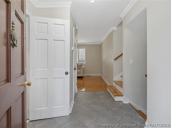 3rd image of 2600 Colgate Dr