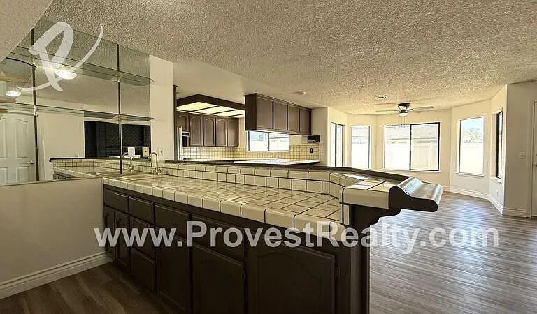 13000 Norfolk Ln — Photo 16