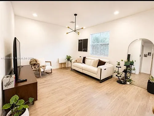 1680 SE 8th Ave #Townhouse 1680 Photo 1