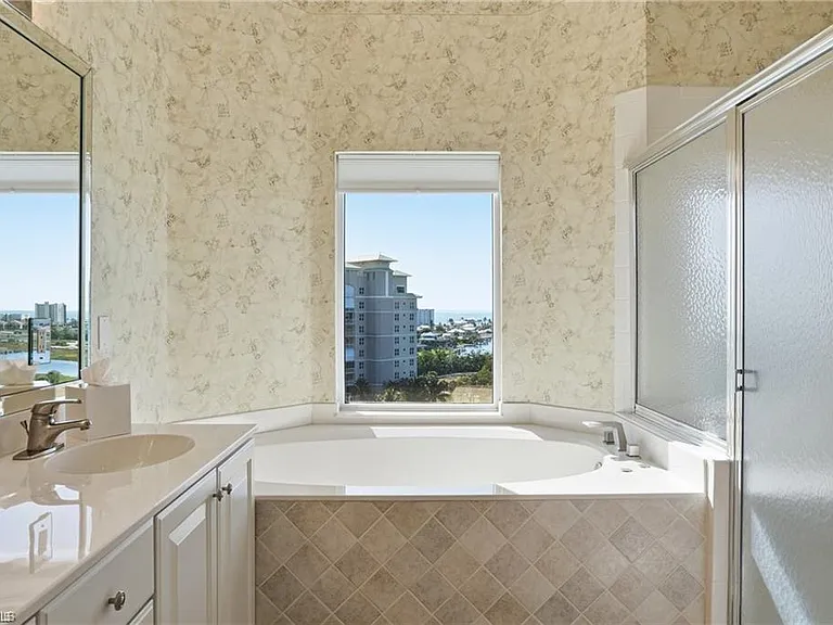 4183 Bay Beach Ln #3P1 — Photo 27