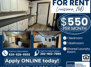 2406 Georgia St #A, Louisiana, MO 63353